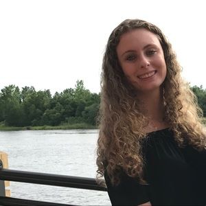 Meet your Posher, Julia